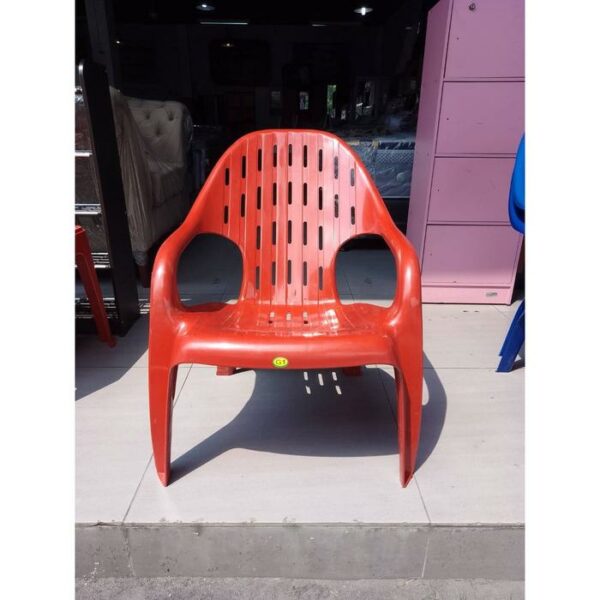 BANGKU PLASTIK SANTAI SANDARAN GREEN LEAF SWISS 1175: Solusi Duduk Nyaman, Kuat, dan Estetik untuk Berbagai Kebutuhan